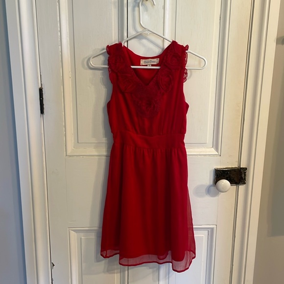 Super cute red sleeveless dress - Picture 1 of 2